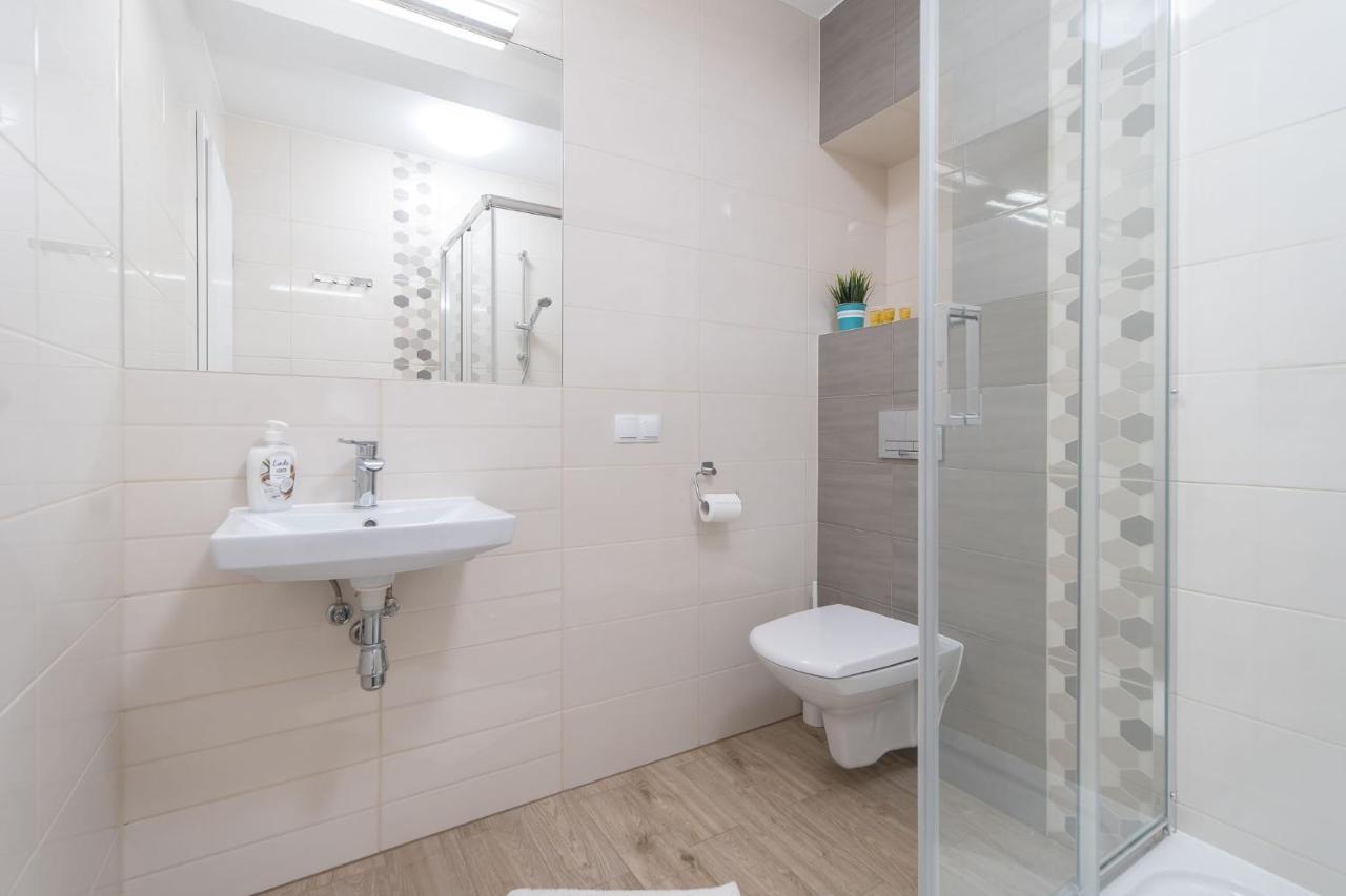 Plazowe Apartamenty Grzybowo グジボボ エクステリア 写真